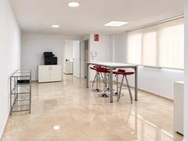 Oficina en venta en Ontinyent, València / Valencia