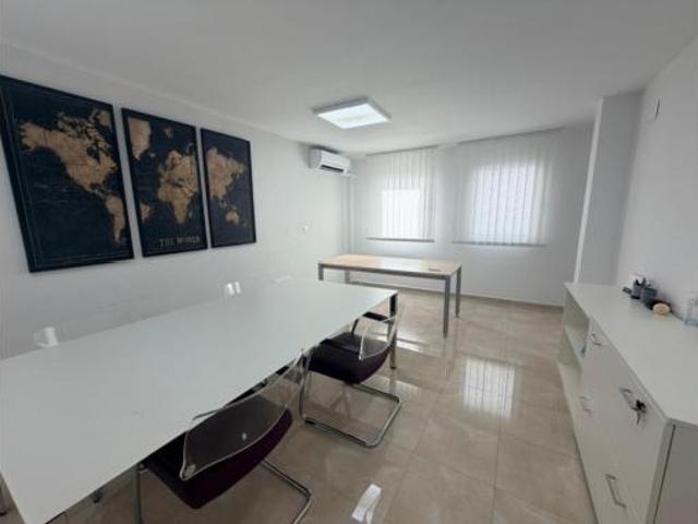 Oficina en venta en Ontinyent, València / Valencia