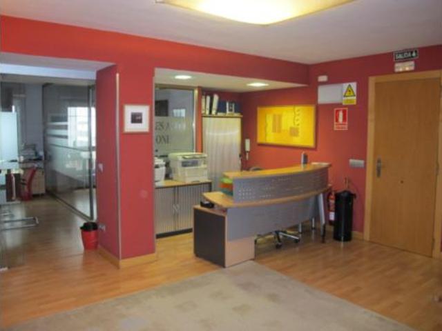 Oficina en venta en Oviedo / Uviéu, Oviedo