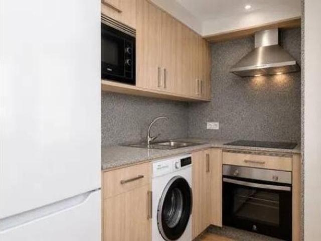 Oficina en venta en O Pedregal, Sada