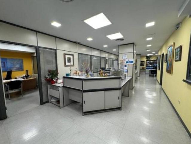Oficina en venta en A Rosaleda, Santiago de Compostela