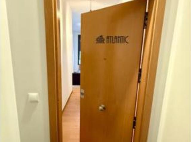 Oficina en venta en O Caramuxo, Vigo