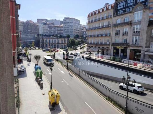 Oficina en venta en Vigo
