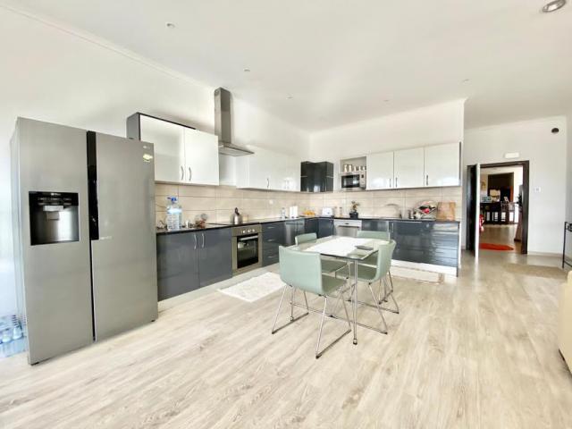 Escritório venda em Lagos, Faro