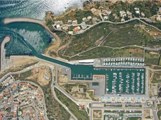 Escritório alugar em Albufeira e Olhos de Água, Albufeira