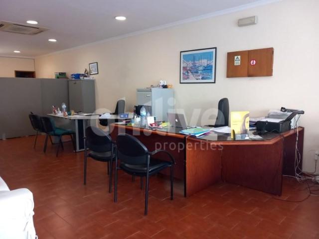 Escritório venda em Albufeira e Olhos de Água, Albufeira