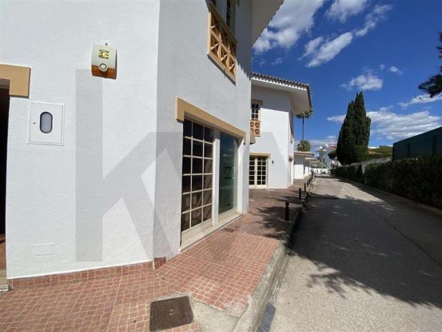 Escritório alugar em Albufeira, Faro