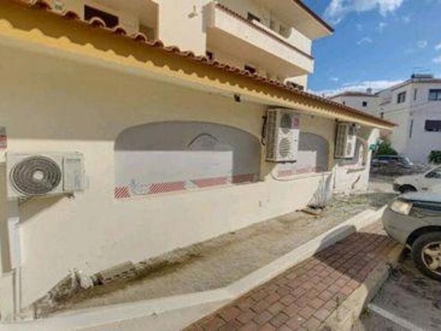 Escritório venda em Albufeira e Olhos de Água, Albufeira
