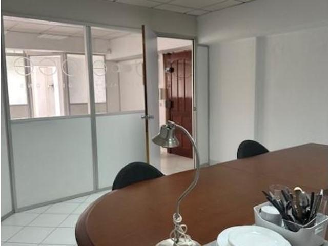 Escritório venda em Almada, Setúbal