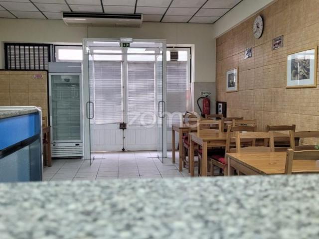 Escritório alugar em Almeirim, Santarém