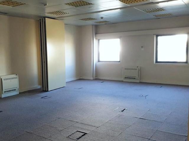 Escritório alugar em Alfragide, Amadora