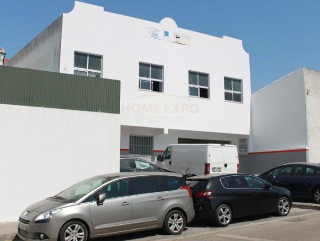 Escritório alugar em Amadora, Lisboa