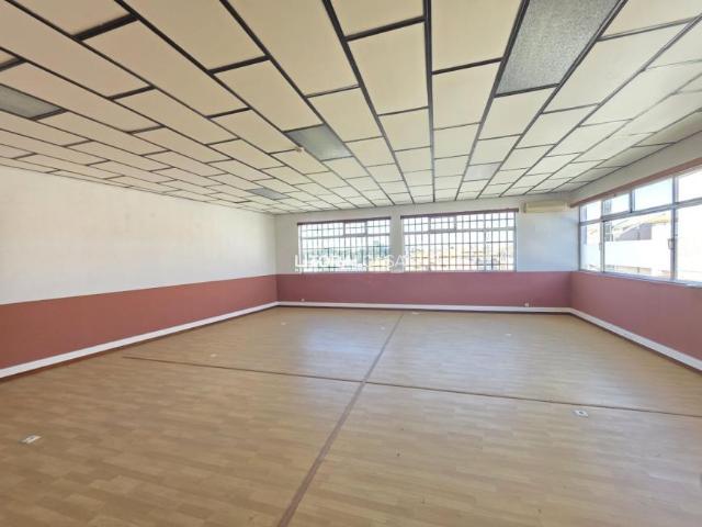 Escritório alugar em Oliveira Do Bairro, Aveiro