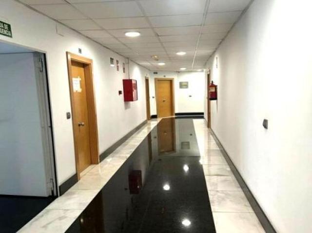 Oficina en venta en Pronillo, Santander