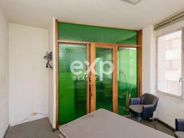Local Comercial en venta en Mercado, León