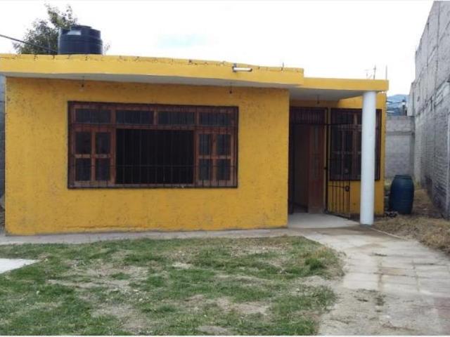 Casa en renta en Ecatepec de Morelos, Acatepec