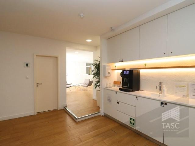 Escritório alugar em Santo António, Lisboa