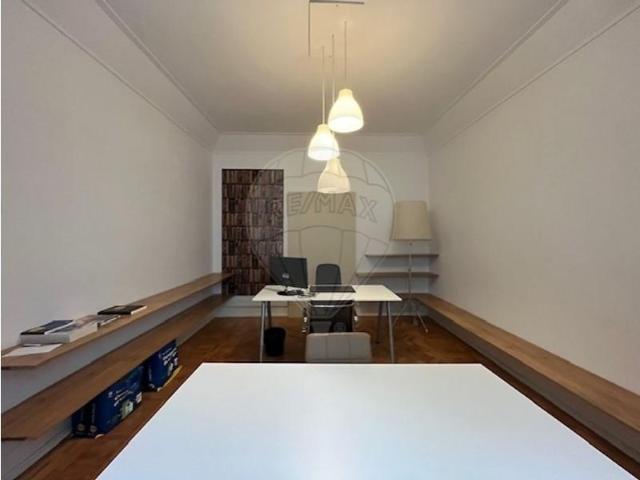 Escritório alugar em Santo António, Lisboa