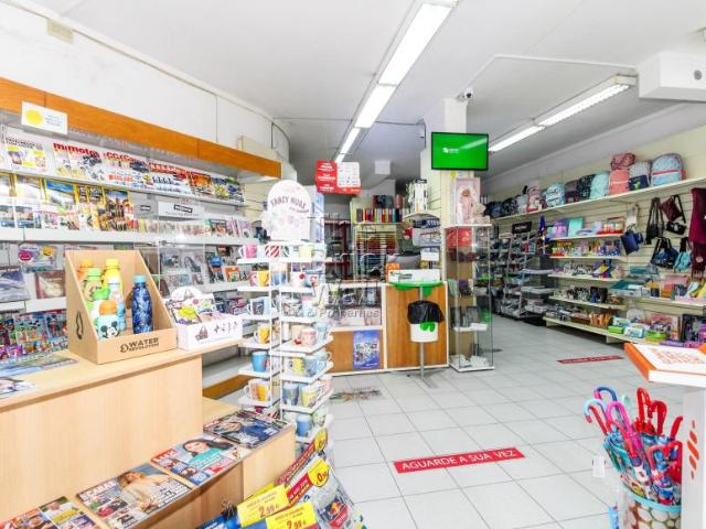 Escritório alugar em Santiago Dos Velhos, Lisboa