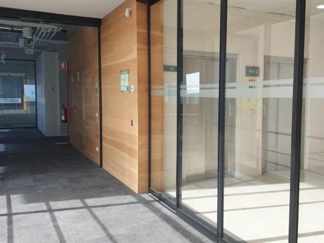 Escritório alugar em Taguspark - Parque de Ciência e Tecnologia, Oeiras