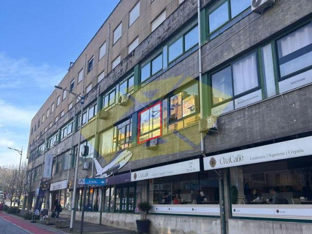 Escritório alugar em Felgueiras, Porto