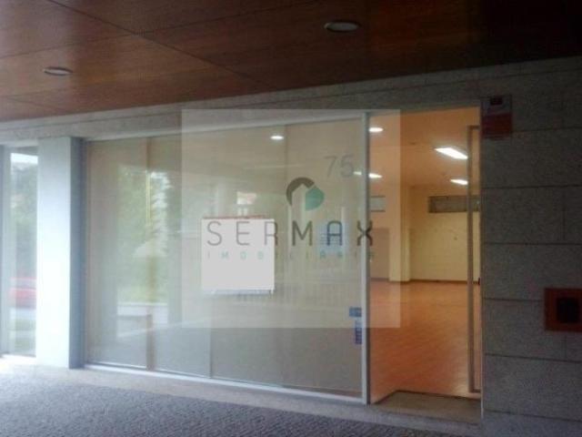 Escritório alugar em Maia, Pedrouços