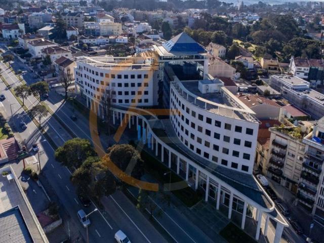 Escritório alugar em Porto, Lordelo Do Ouro