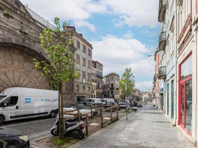 Escritório venda em Porto, Cedofeita