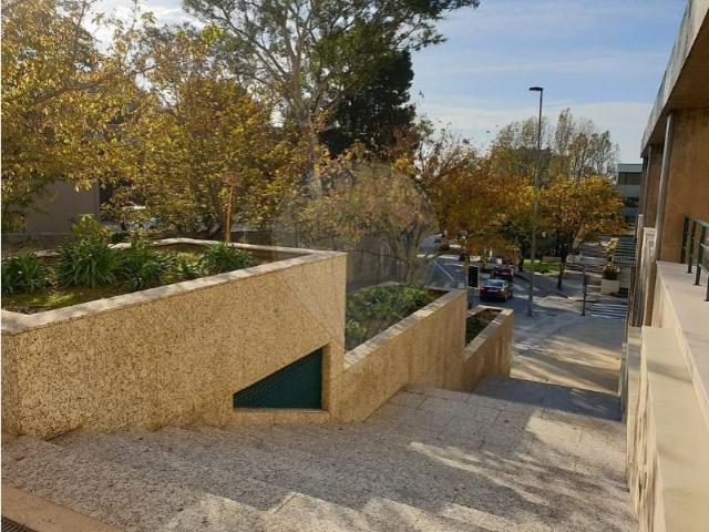 Escritório alugar em Porto, Lordelo Do Ouro