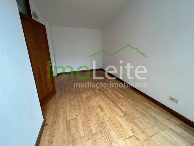 Escritório alugar em A Ver-o-mar, Porto