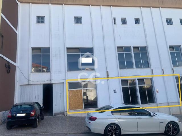 Escritório venda em Seixal, Setúbal