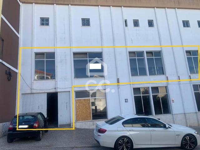 Escritório venda em Seixal, Setúbal
