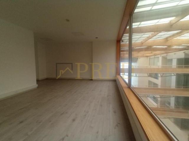 Escritório alugar em Laborim, Vila Nova De Gaia