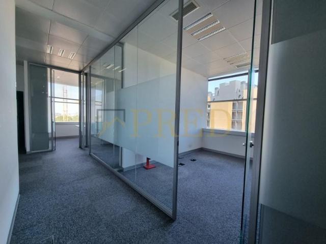 Escritório alugar em Laborim, Vila Nova De Gaia