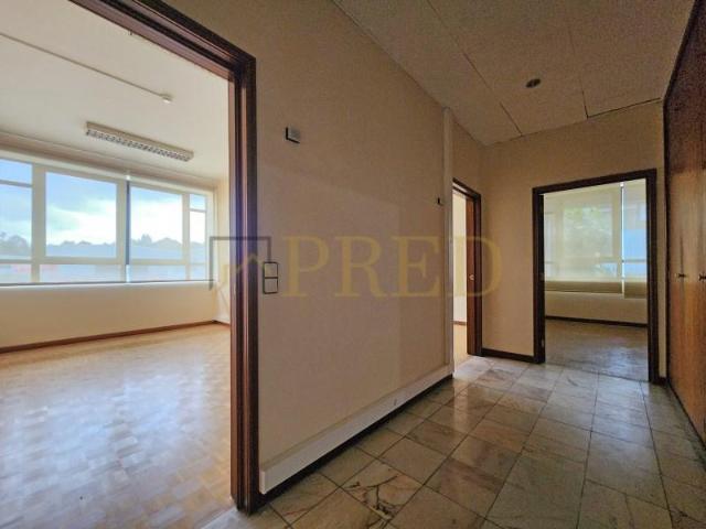 Escritório alugar em Laborim, Vila Nova De Gaia