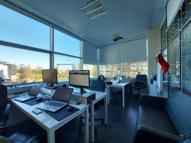 Escritório alugar em Laborim, Vila Nova De Gaia