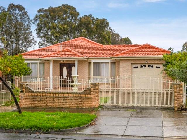 House for sale in Dallas, Victoria