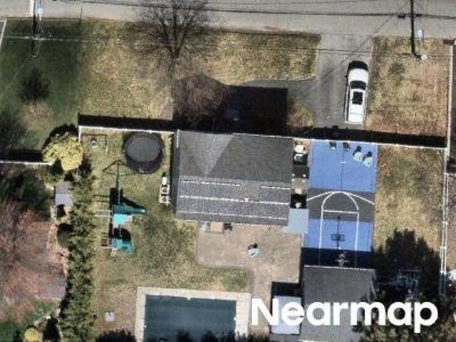House for sale in Bohemia, New York