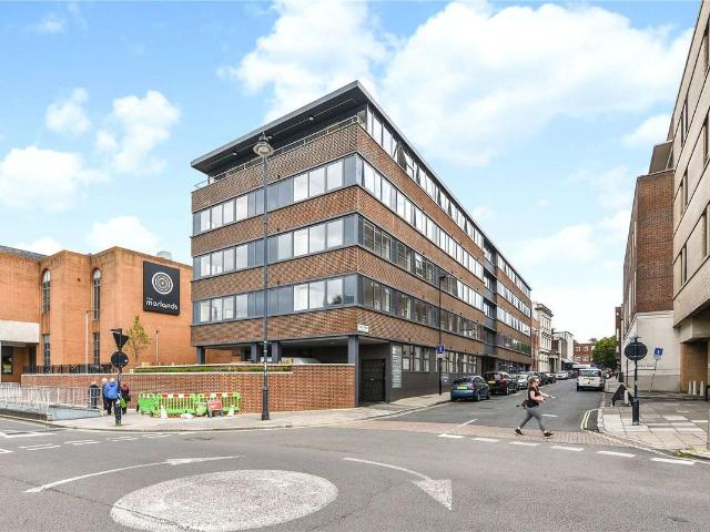 Apartment for rent in The Polygon, City Of Southampton
