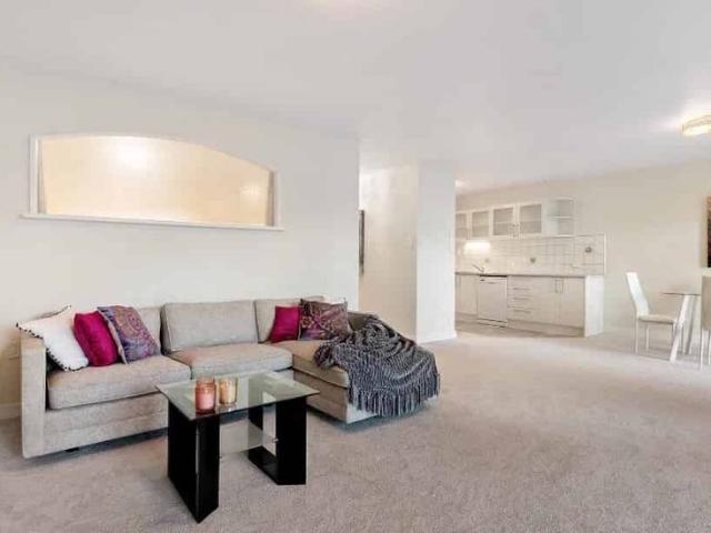 Apartment for rent in Whangaparaoa