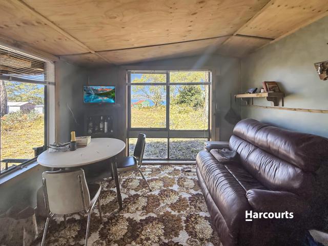 House for sale in Doctors Point, Tasmania