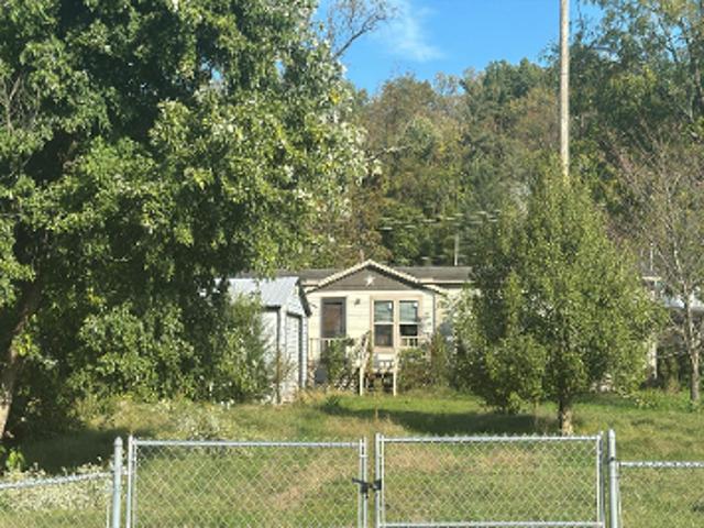 Property for sale in Lesage, Cabell County