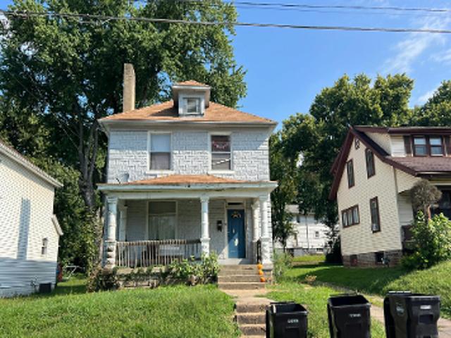 House for sale in Larzelere Avenue, Zanesville