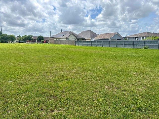 Land for sale in League City, Galveston County