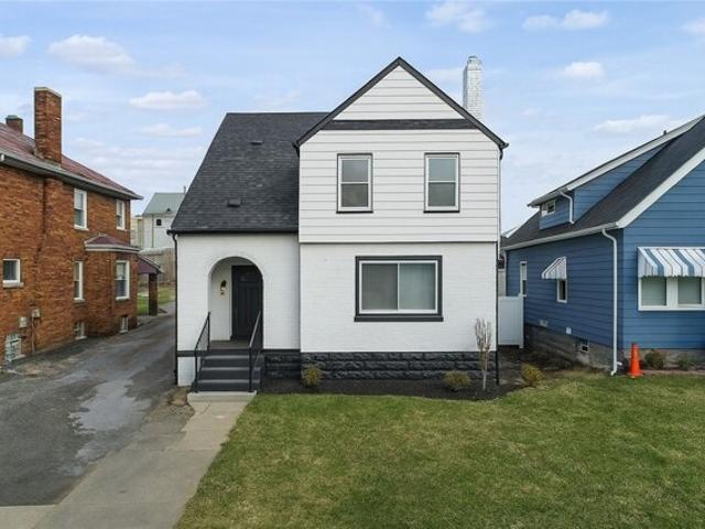 House for sale in Mckeesport