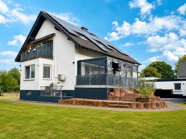 Haus kaufen in Warth, Hennef