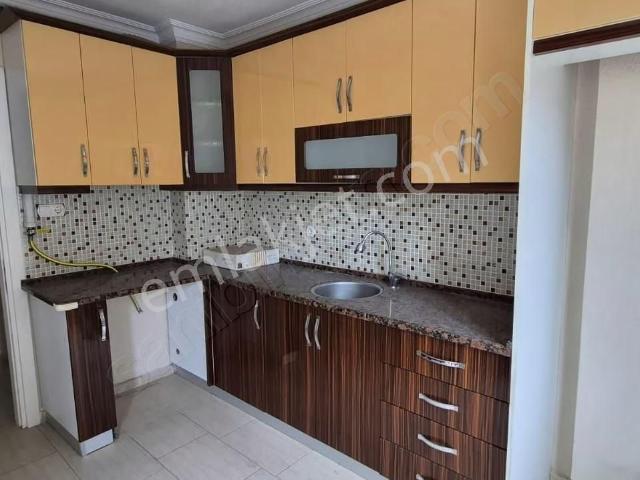 Karabağlar, İzmir içerisinde kiralık mülk