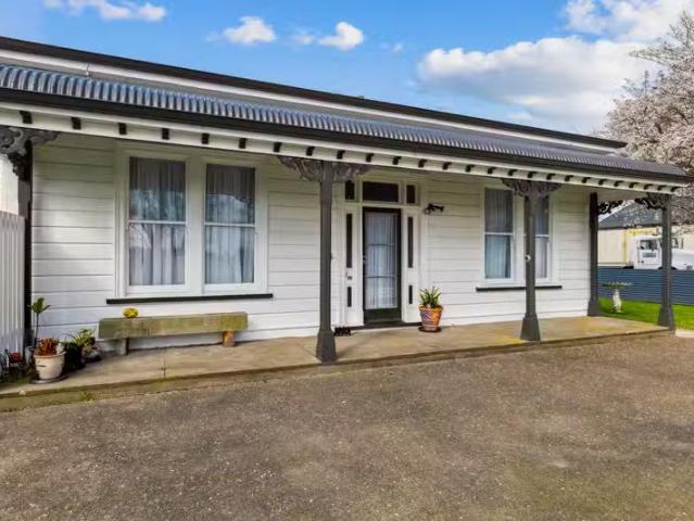 House for sale in Okaiawa, Taranaki