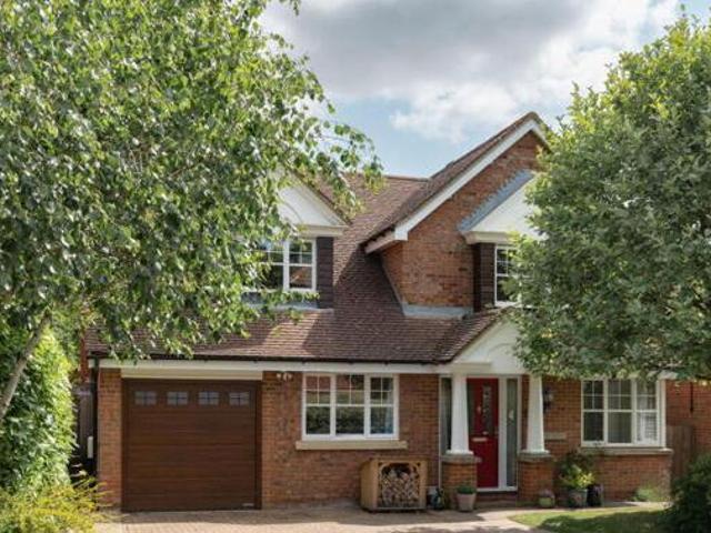 House for sale in Pouchen End, Hertfordshire