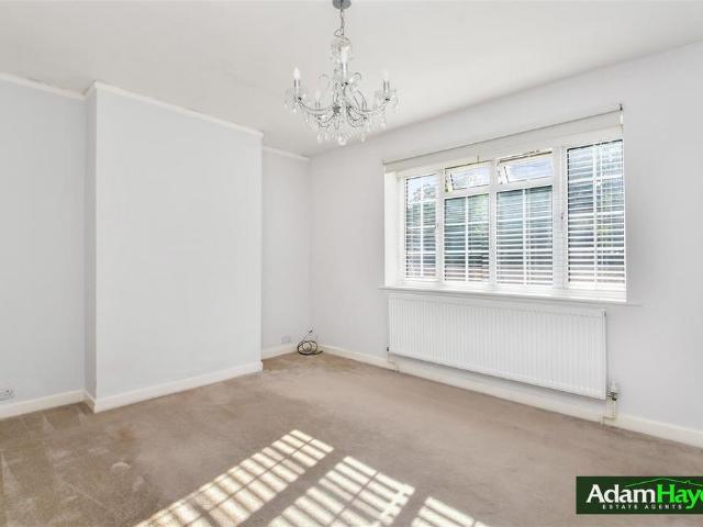 House for rent in North Finchley, Greater London